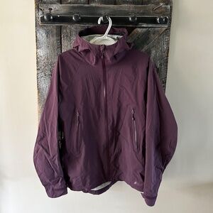 Women's Mountain Equipment Company Light Weight Full Zipper Jacket w/Hood